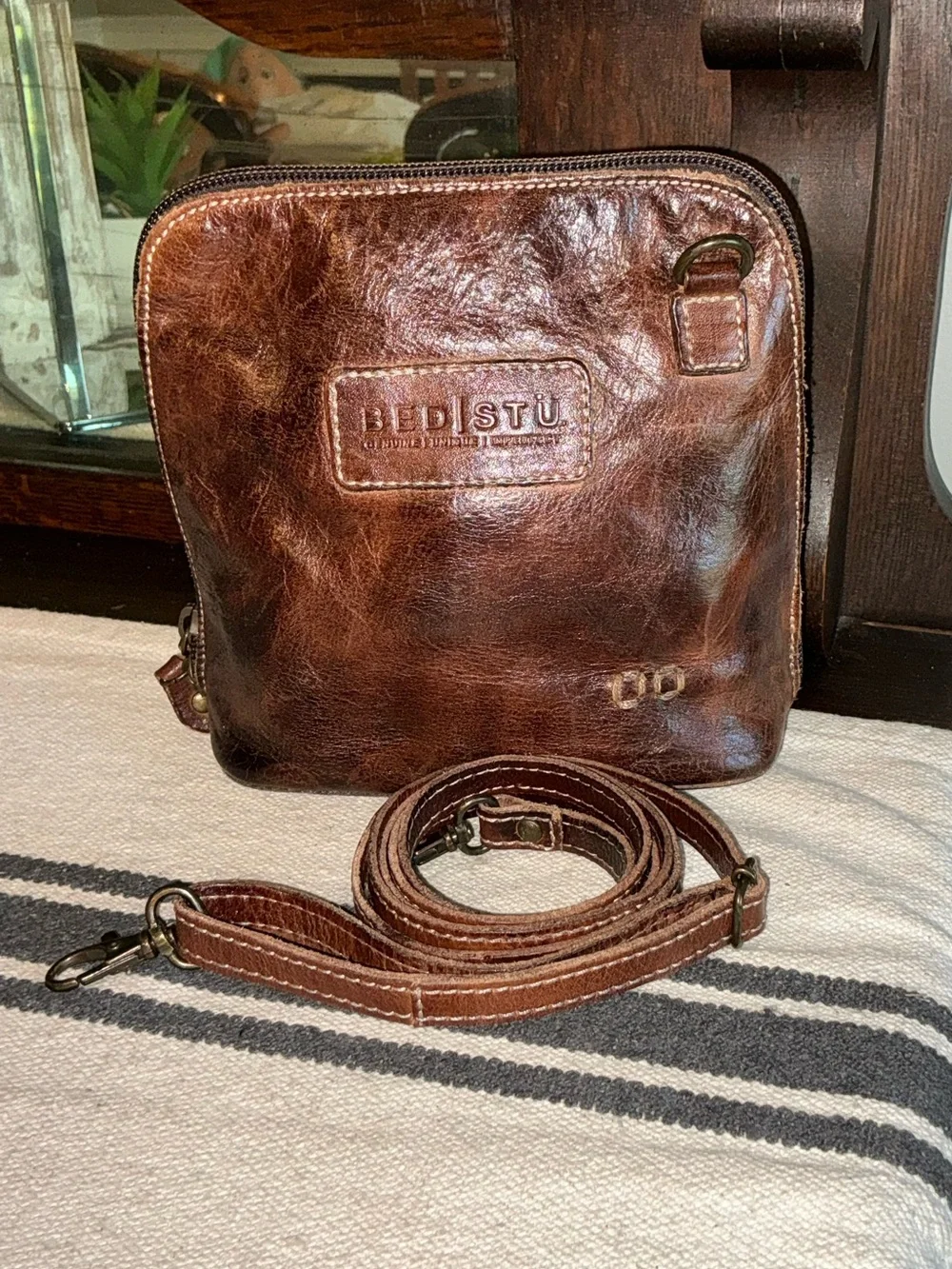 NWOT Bed Stu Leather Ventura Clutch Crossbody Belt Bag Teak Rustic Retail $155